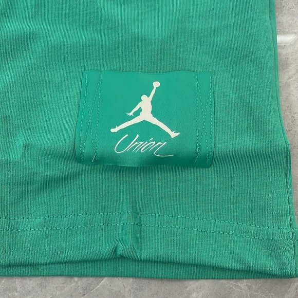 Men's Jordan x Union Short Sleeve Shirt Limited Release Jumpman XXL - Picture 12 of 16